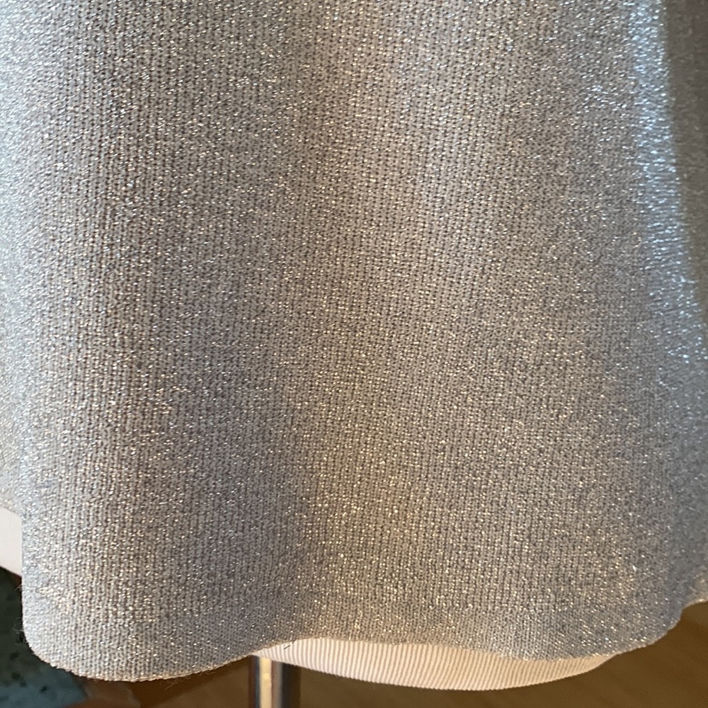 Joseph A. Silver metallic stretch 3/4 sleeve top Large - Picture 4 of 8